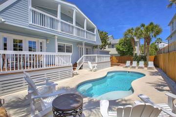 Vacation Home for 14 Guests in Destin, Emerald Coast, Picture 2