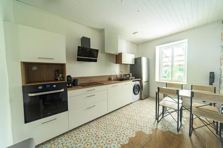 Location de vacances pour 13 personnes, avec terrasse et vue à Saint-Didier-sur-Chalaronne - 3