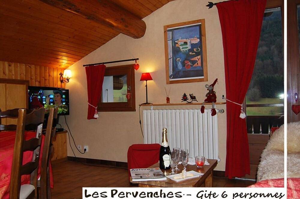 Entire apartment, Les Pervenches, Gite les Pervenches 6 people in Les Villards-sur-Thônes, Annecy region