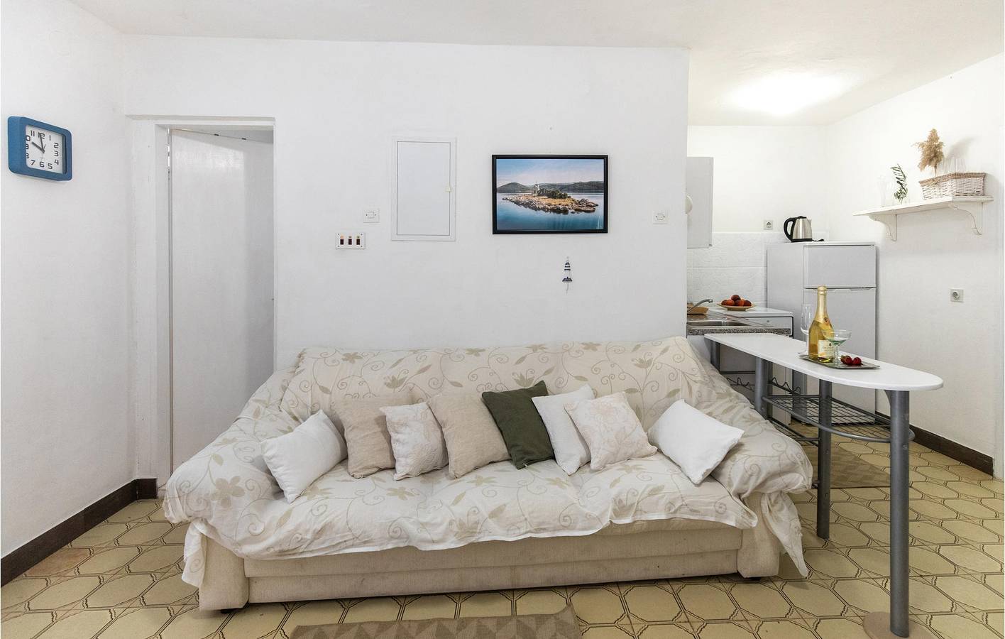 Entire holiday apartment, Holiday apartment for 4 people with terrace in Klek, Dubrovnik-Neretva