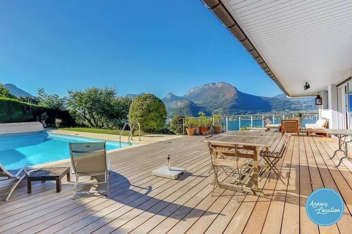 Villa für 11 Personen, mit Terrasse und Garten, mit Haustier