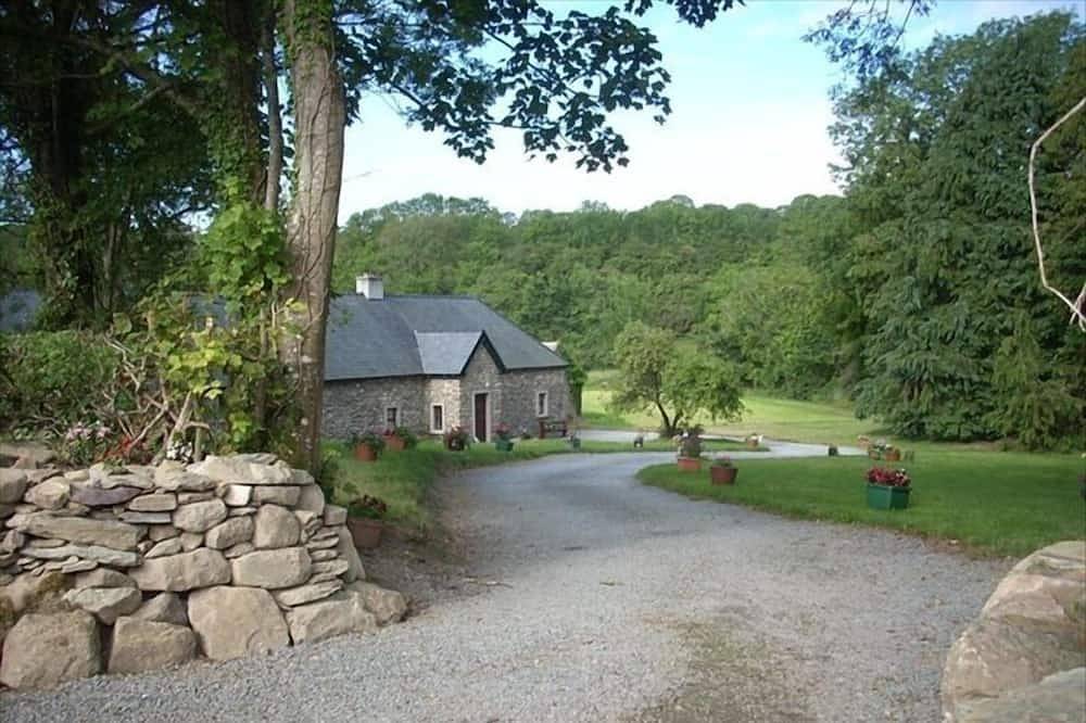 Cottage for 8 People in County Tipperary