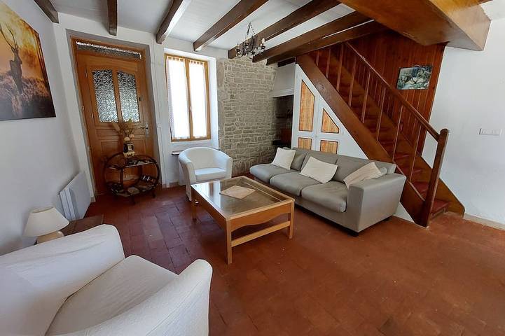 Location de vacances pour 6 personnes, avec jardin et terrasse à Arcy-sur-Cure - 4