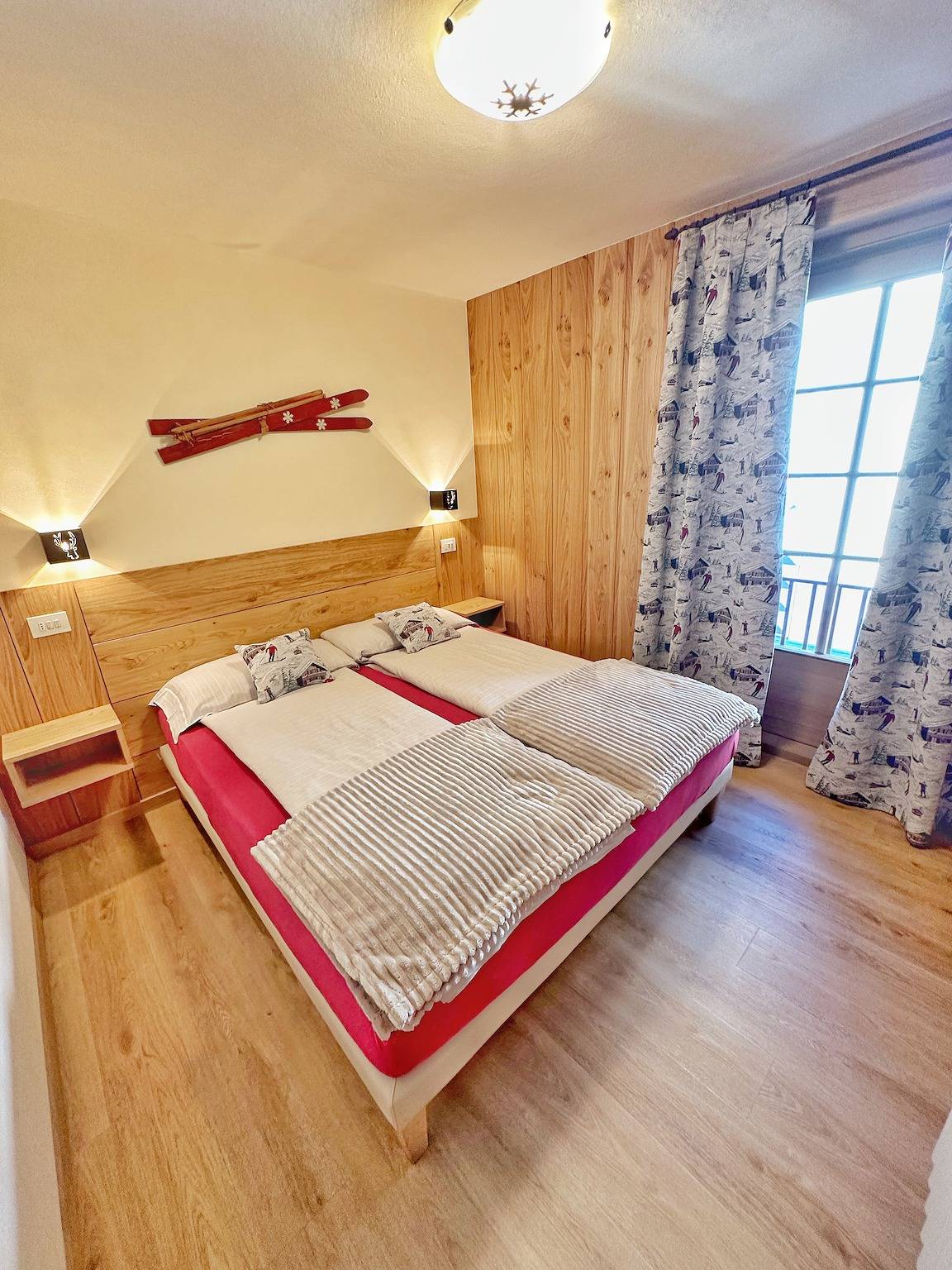Ganze Wohnung, Ferienwohnung Chalet Monteneve Toilà mit Bergblick, Balkon und Wlan in Livigno (Stadt), Livigno