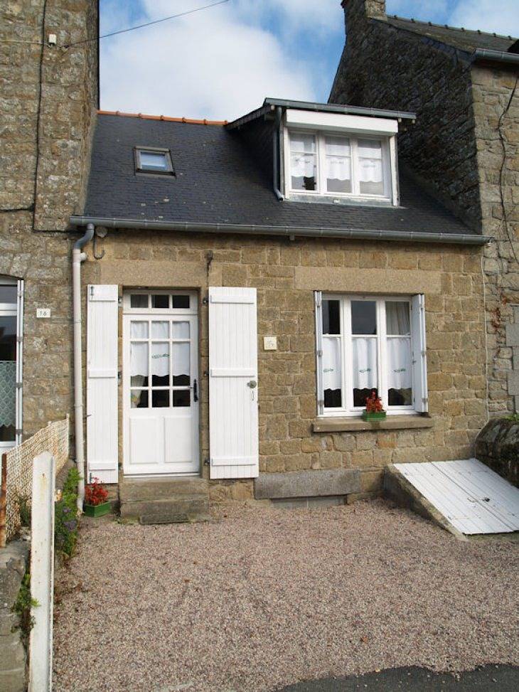 "La Rue", petite maison de pêcheur in Cancale, Baie du Mont-Saint-Michel