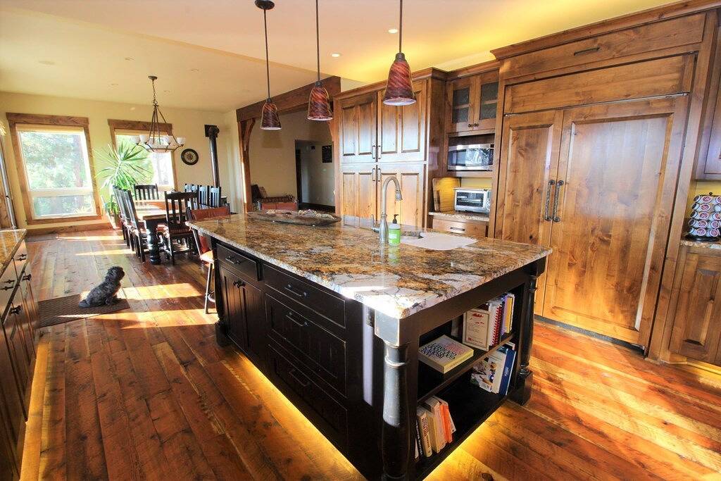 Erstaunliche Ansichten, heiße Wanne, wild lebende Tiere, nah an Stadt, unterhaltsames Haus. in San Juan National Forest