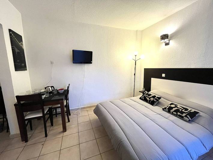Apartamento de vacaciones para 2 personas, con piscina y terraza - 1
