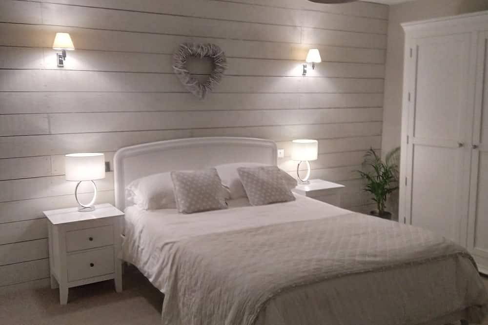 Cosy cottage with delightful private garden and summerhouse. in Northumberland
