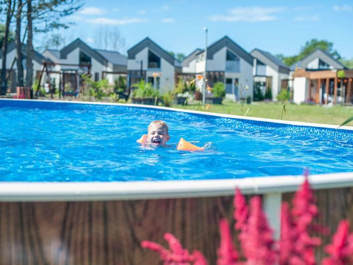 Apartament wakacyjny dla 3 osób, z Jacuzzi i Taras oraz Basen i Sauna w Niechorze