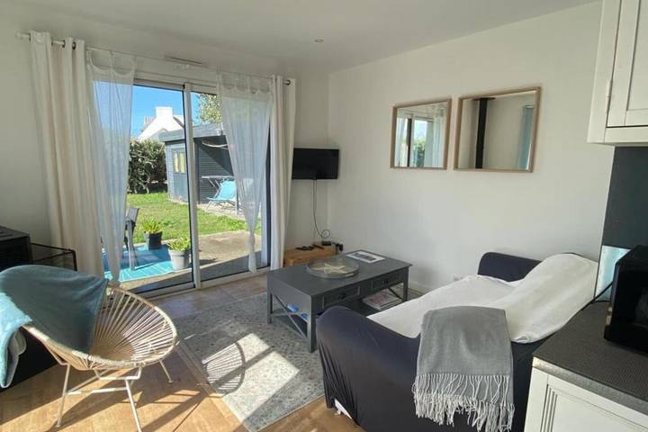 Location de vacances pour 4 personnes, avec jardin dans Plage Pors Carn