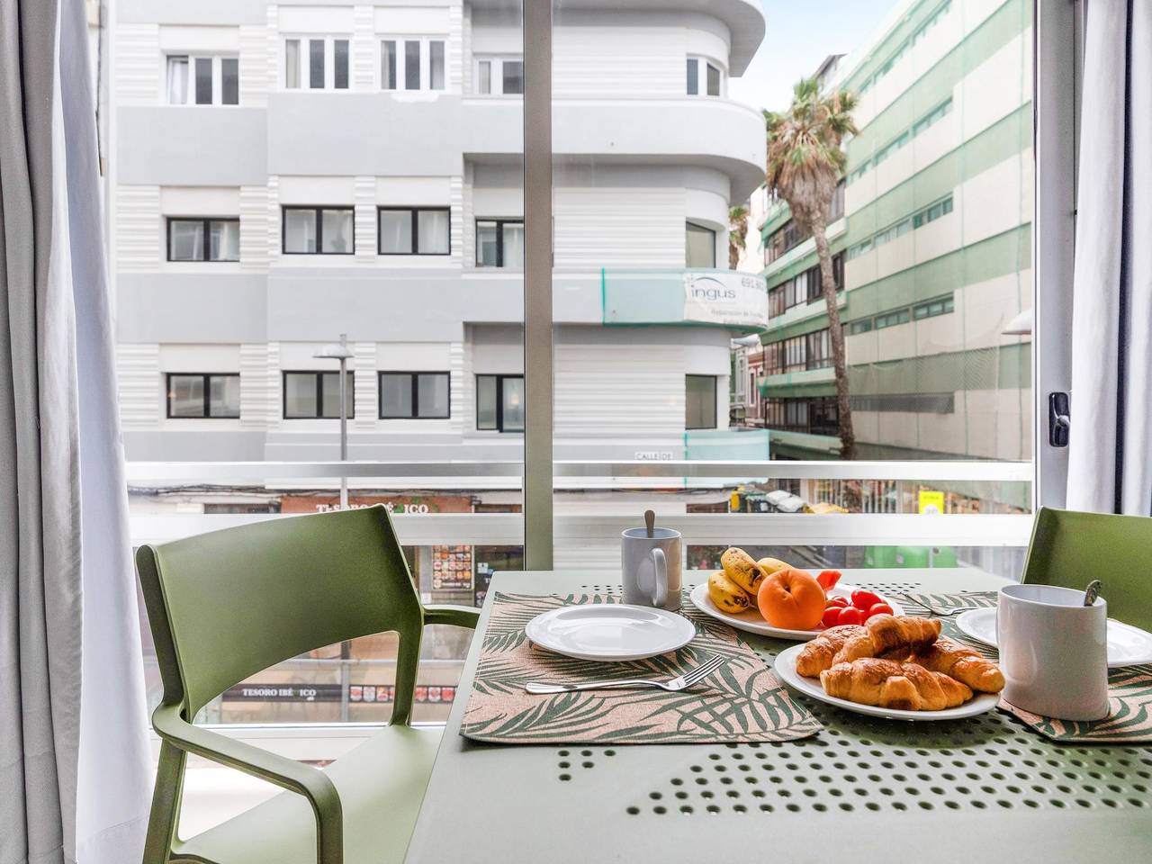 Apartamento vacacional entero, Canteras beach apartment - side sea view & Wifi in Las Palmas de Gran Canaria Centre, Las Palmas de Gran Canaria