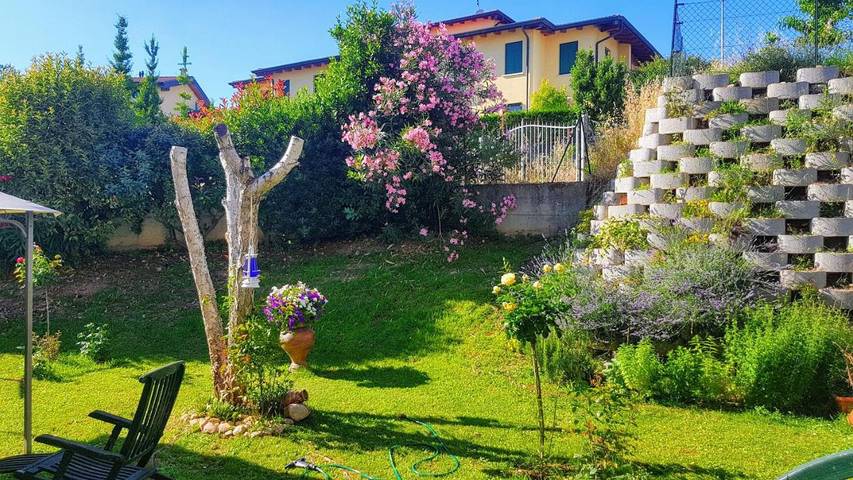 Location de vacances pour 4 personnes, avec Jardin et Piscine à Solferino - 2