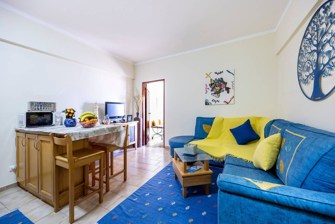 Apartamento entero, Apartamento 'Sunny Quarteira Escape - Algarve' con Jardín Compartido, Balcón y Wi-Fi in Quarteira, Distrito de Faro