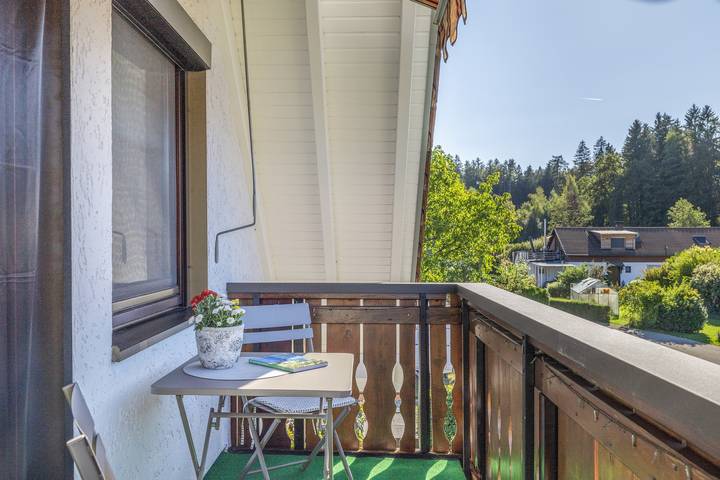 Apartment 'Fewo Relax' with Balcony and Wi-Fi