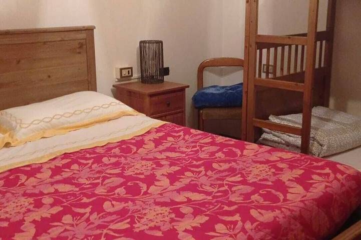 Location de vacances pour 11 personnes, avec jardin à Schignano - 2