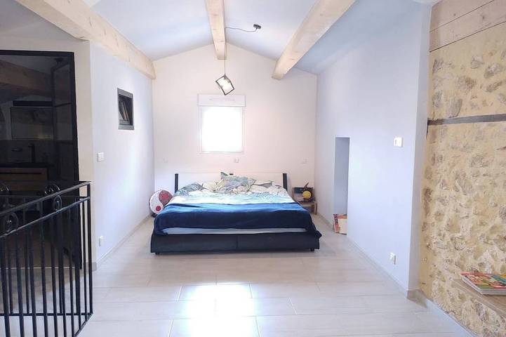 Chambre d’hôte pour 3 personnes à Lambesc - 2