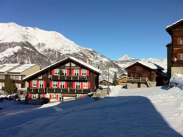 Ganze Ferienwohnung, Chalet Heimatglück - Heimatglück 2 - Apartment mit 2 Schlafzimmern in Grächen, Walliser Alpen