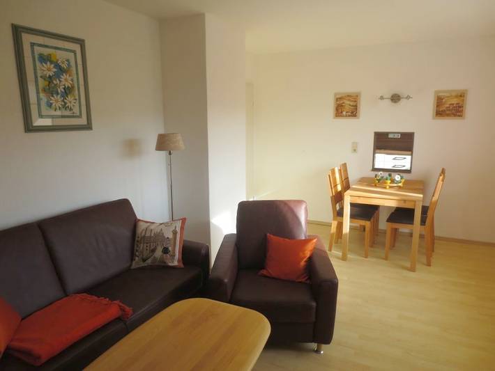 Ganze Ferienwohnung, Ferienhaus Beutnitz - Ferienhaus 90qm, 3 Schlafzimmer, max. 5 Personen in Golmsdorf, Saaleland