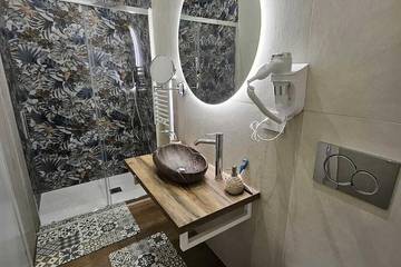 B&b per 2 Persone in Bari, Via Francigena, Foto 3