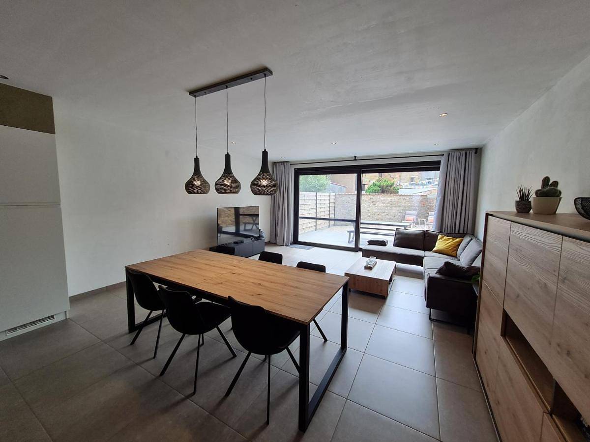 Three-Bedroom House in Ville d'Ostende, Oostende