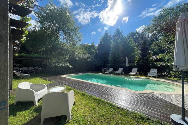 Maison de vacances pour 13 personnes, avec terrasse et jardin, animaux acceptés