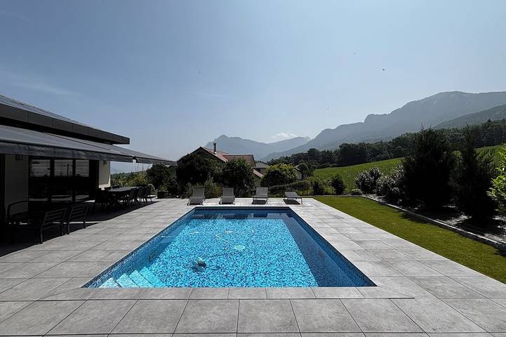 Chalet para 8 personas, con piscina y jacuzzi - 1