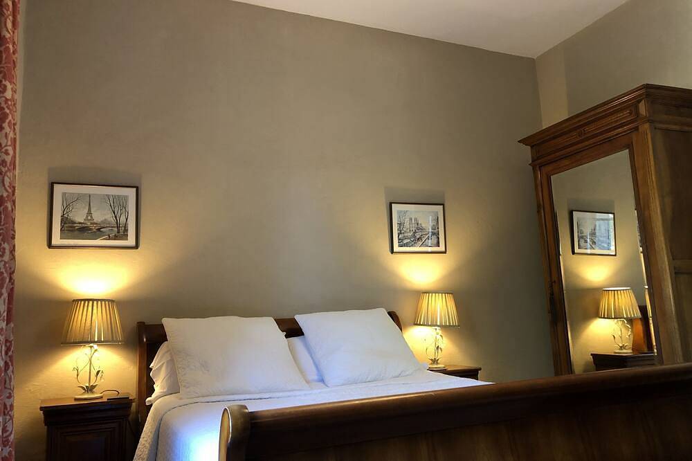 Fabuleux Manoir dans un endroit champêtre, 12 couchages, piscine privée chauffée, Wifi gratuit in Saint-Front-sur-Lémance, Région de Villeneuve-sur-Lot