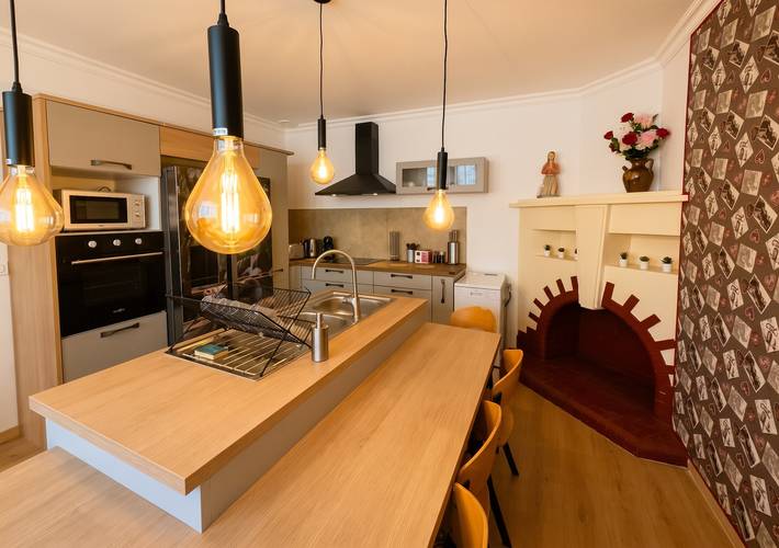 Entire apartment, Apartment in Lourdes, 90 m², Garden in Lourdes, Hautes-Pyrénées
