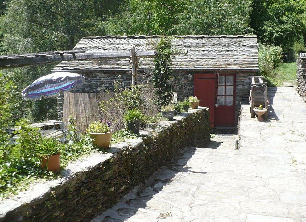 Gite familial "la Clède" avec piscine et à la ferme in Saint-Germain-de-Calberte, Parc national des Cévennes