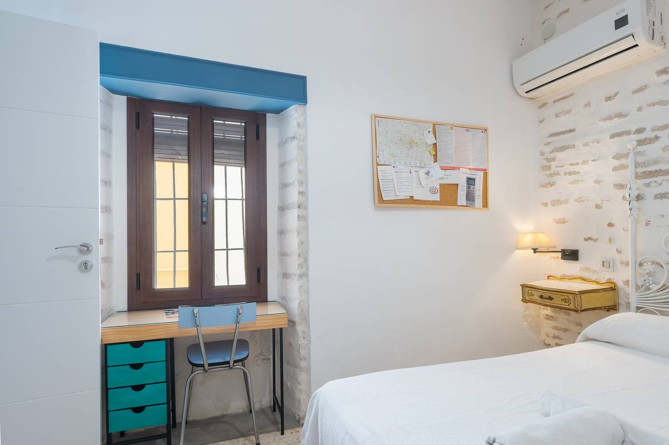 Apartamento entero, Apartamento 'Doble Superior' con Wi-Fi y aire acondicionado in Casco Antiguo, Sevilla