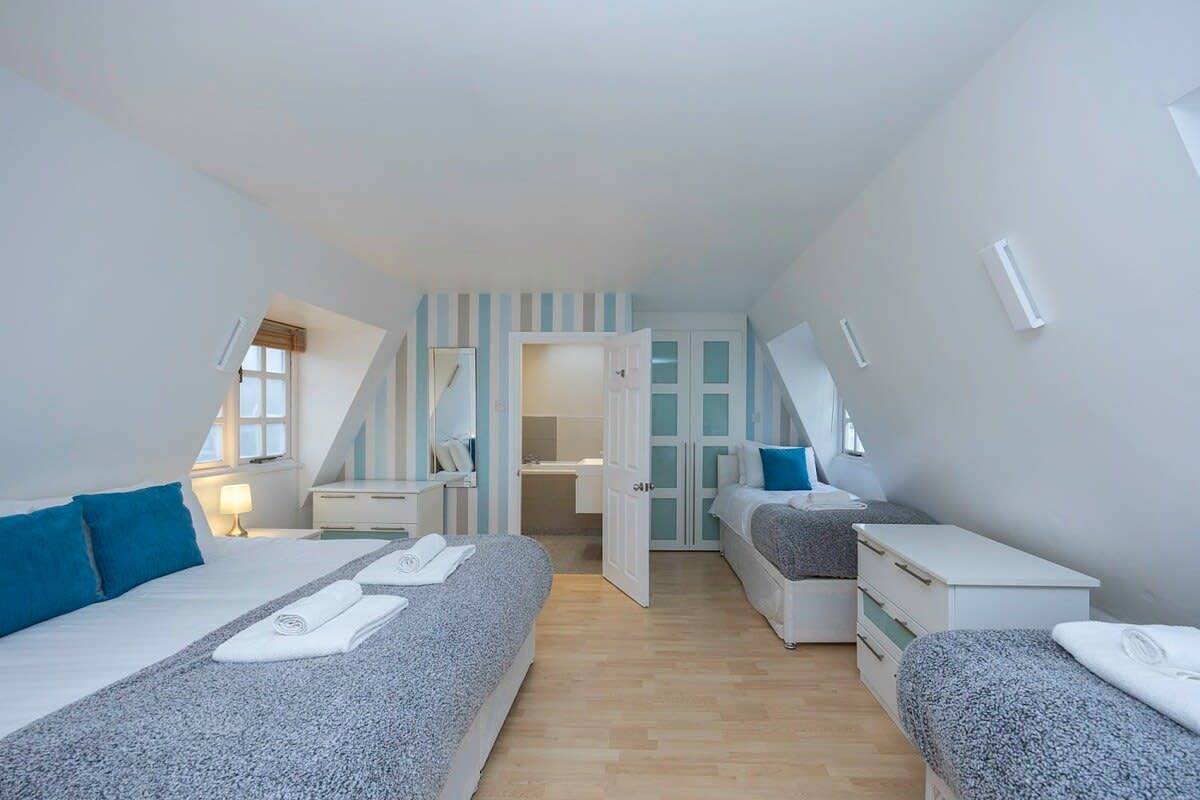 Host & Stay | Sillwood Seafront in Brighton, Sussex