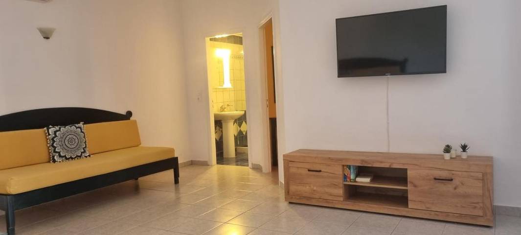 Gîte pour 4 personnes, avec balcon dans Lendas - 2