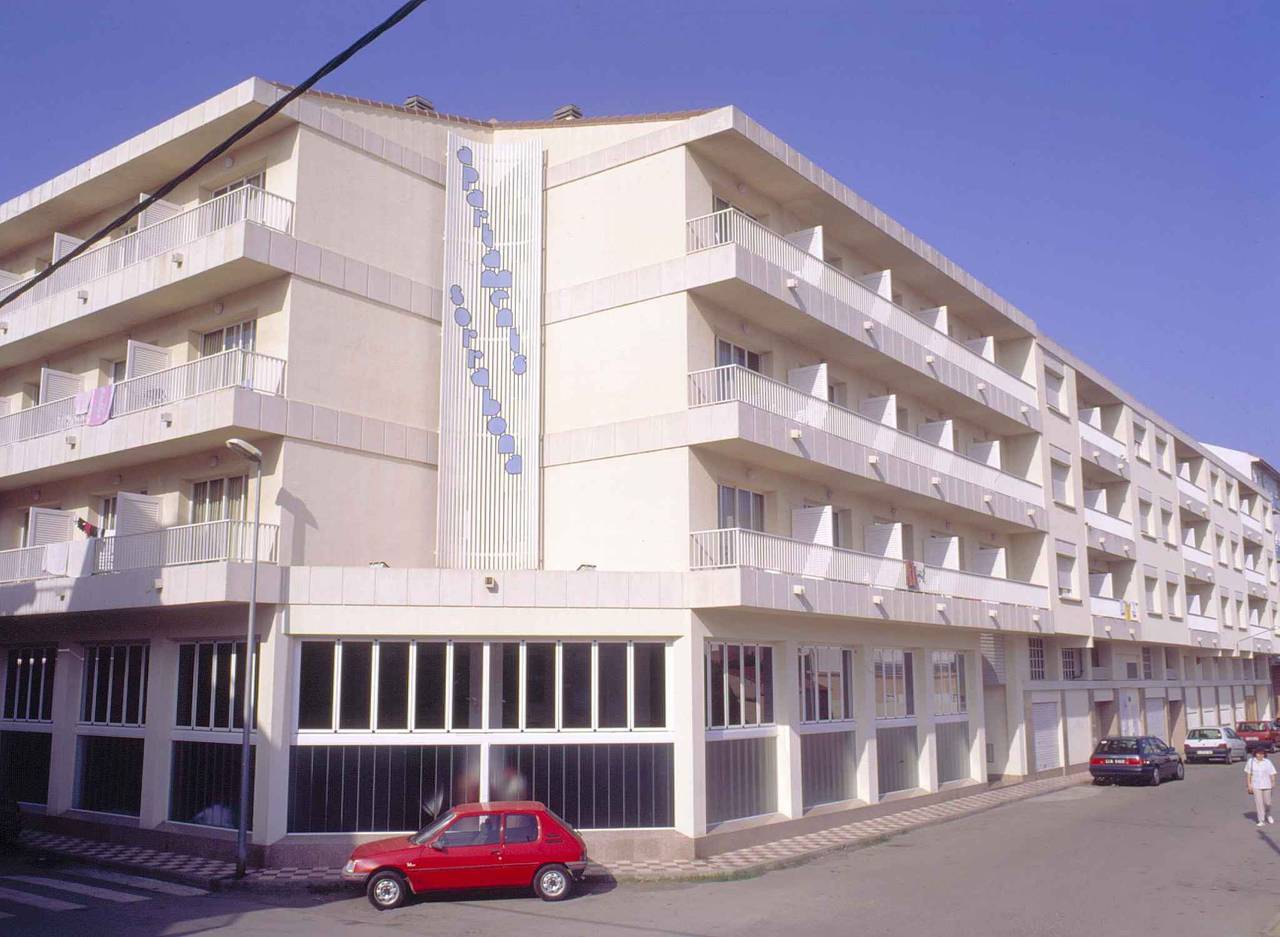 Entire holiday apartment, Holiday apartment in town centre  in Pineda de Mar, Costa del Maresme