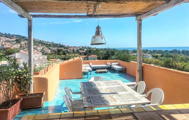 Ferienhaus für 5 Personen, mit Garten und Pool, mit Haustier in Kalabrien - 4