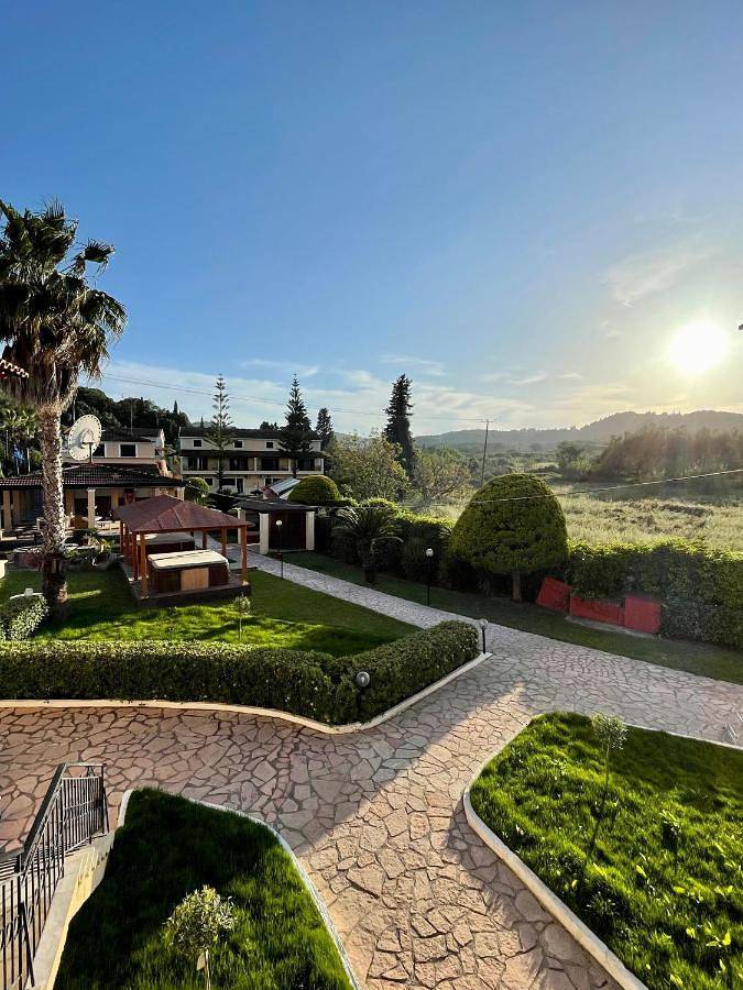 Oula Maisonettes Suites in Kavos, Corfou