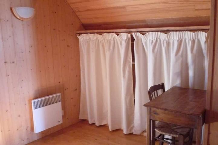 Gîte pour 5 personnes, avec jardin à Goulien - 4