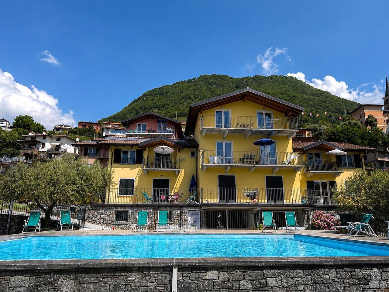 Appartamento intero, Appartamento vacanze per 6 persone con piscina per bambini in Vercana, Comune di Vercana