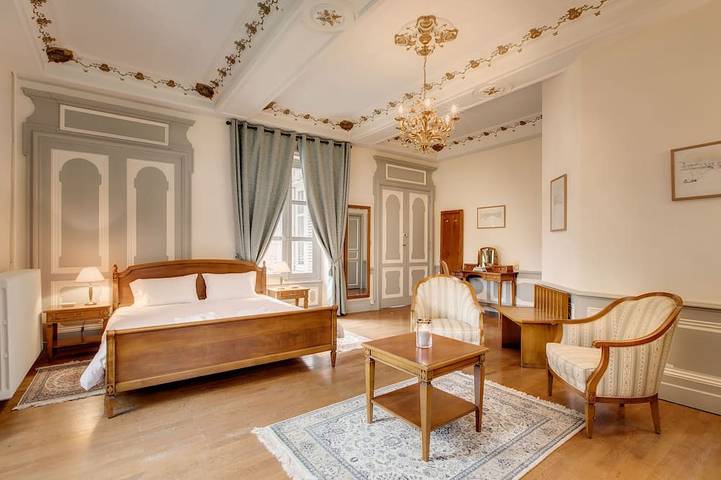 Château pour 20 personnes, avec sauna et jardin dans Saône-et-Loire - 4