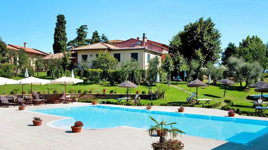 Appartamento per 5 persone, con sauna e piscina nonché giardino, con animali domestici a Fucecchio