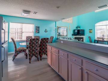 Vacation House for 8 Guests in Cherry Grove Beach, North Myrtle Beach, Picture 3