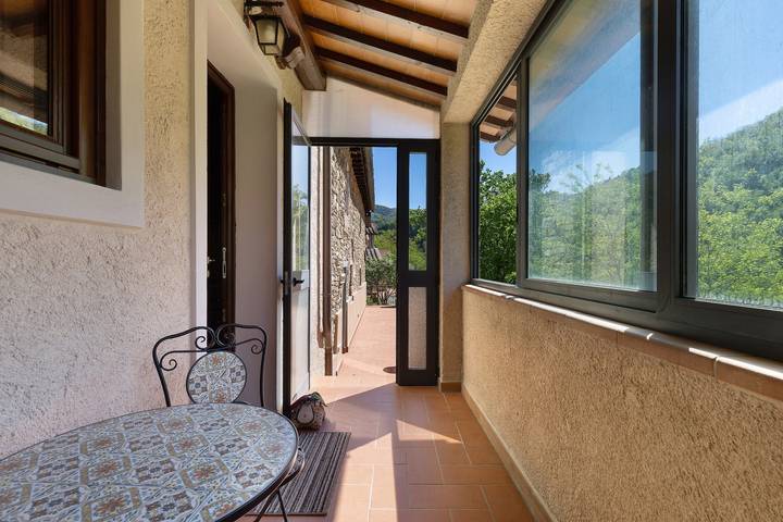 Villa 'Casa Padronale Podere La Carbonaia' with Private Terrace, Shared Garden, and Wi-Fi in Vicchio, Firenze Provinsen