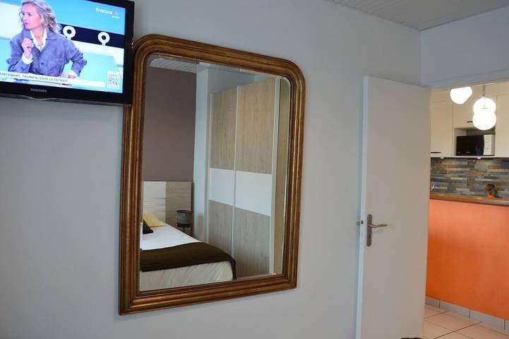 Gîte pour 2 personnes, avec jardin et jacuzzi à Plancoët - 3