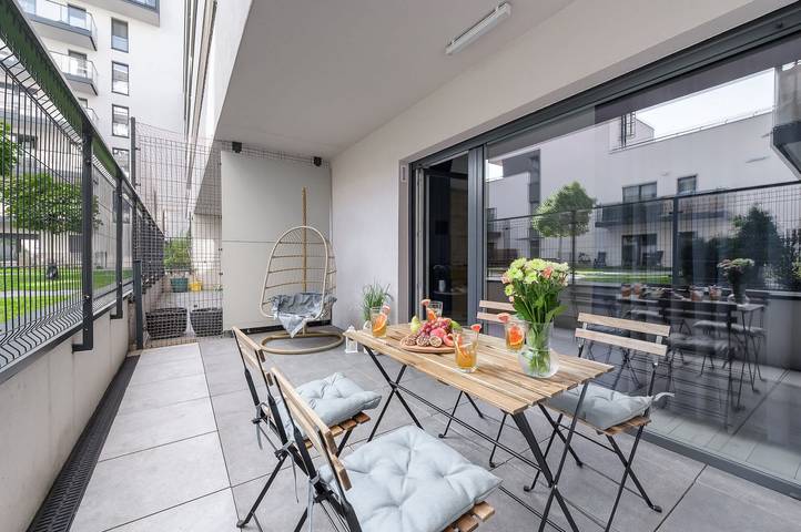 Cały apartament, Lumina 2Br Apart w/ Parking I Center I Terrace in Łódź, Województwo łódzkie