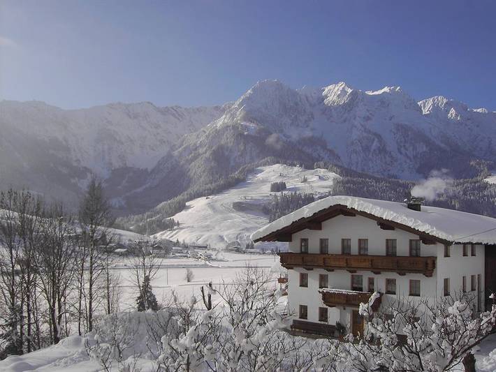 Ferienhaus für 3 Personen, mit Terrasse und Garten sowie Seeblick und Ausblick am Kaiserwinkl - 3