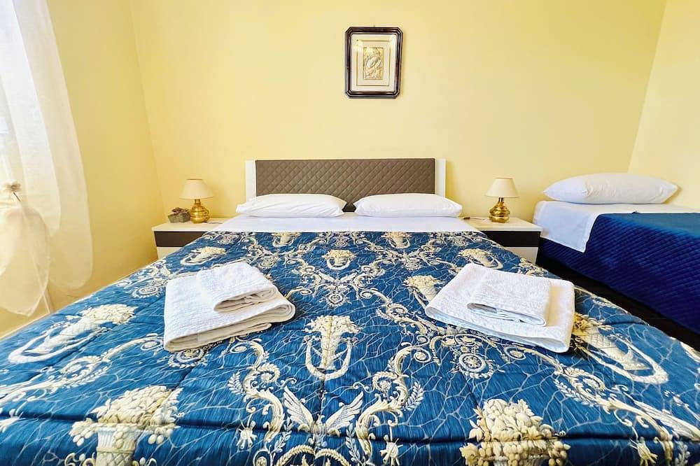 Belle Villa Avec Piscine pour une utilisation Exclusive, à quelques km de la mer et de l'aéroport! in Carini, Province de Palerme