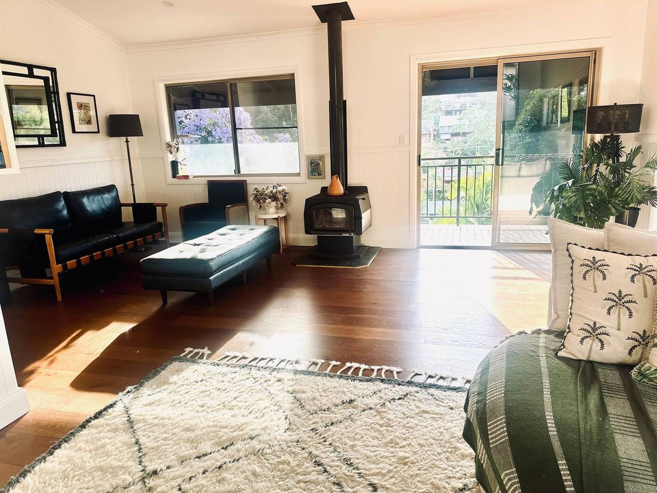 Ruhiges Häuschen in Baumkronen am Strand von Terrigal in Terrigal, New South Wales