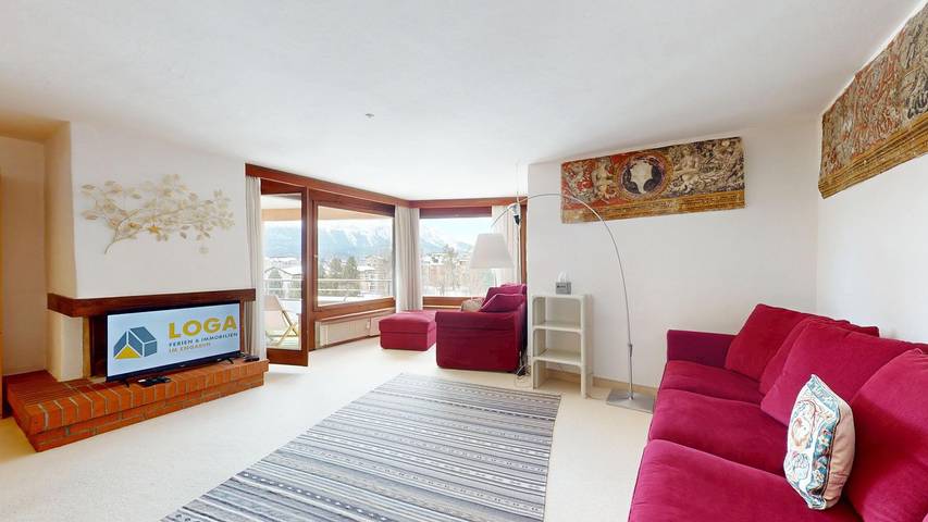 Ferienwohnung für 4 Personen, mit Balkon und Ausblick in Samedan