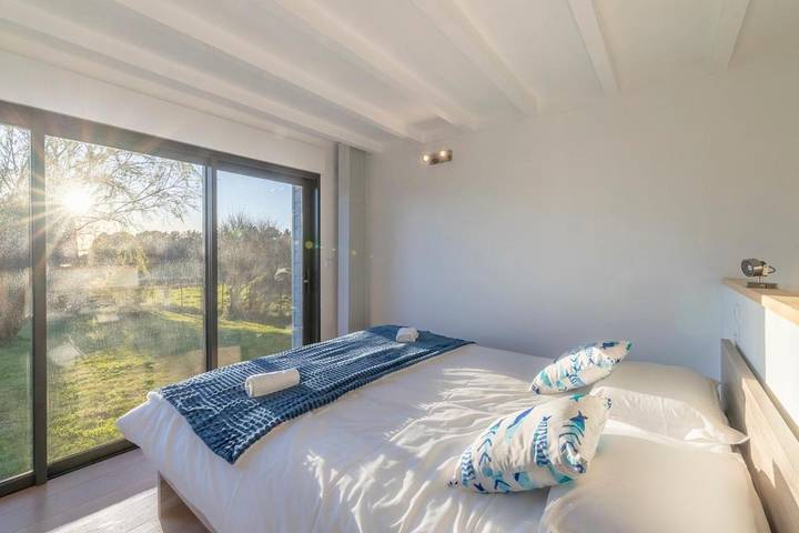 Location de vacances pour 8 personnes, avec jardin et vue dans Plage Moustérian - 3