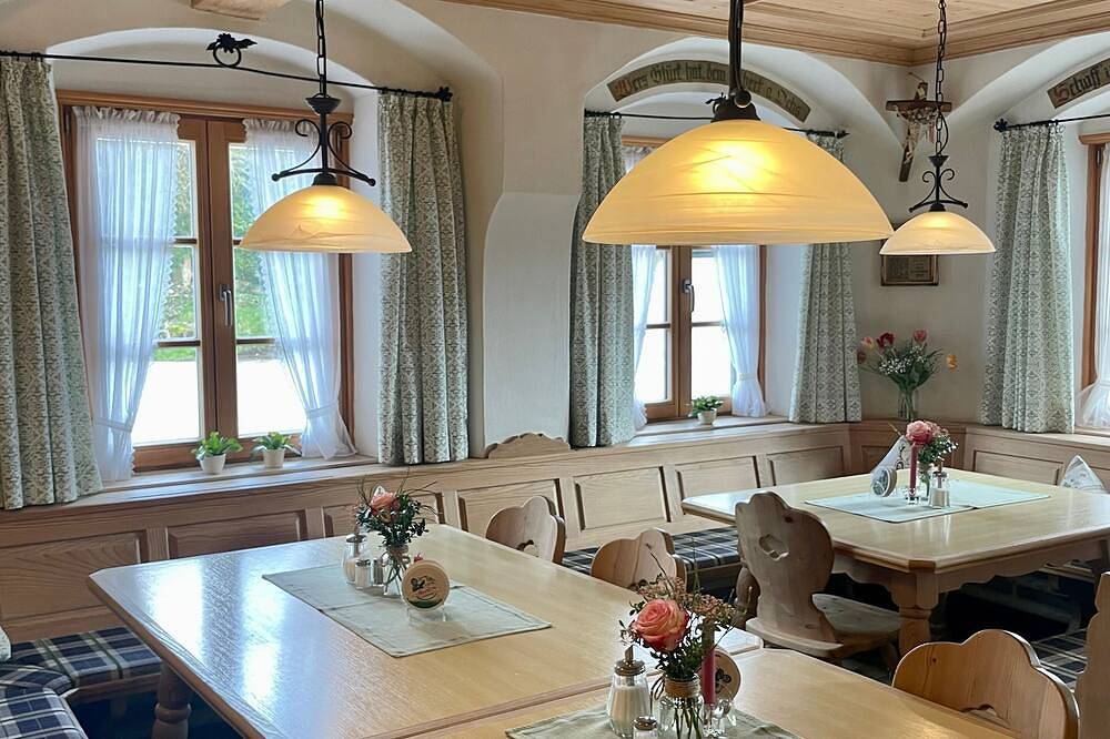 Gasthaus Marbach - 10 Doppelzimmer mit Zustellbett in Fischbachau, Alpenland Tegernsee Schliersee