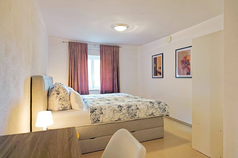 Ganze Wohnung, Denkmal-Wohnung mit 1 Schlafzimmer in Bamberg, Fränkisches Weinland